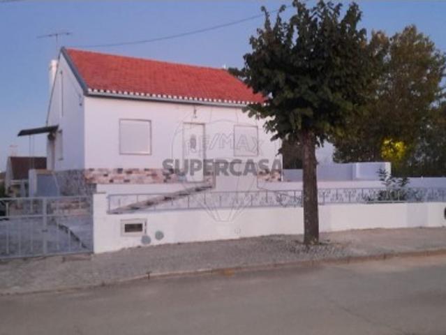 Casa venda em Alcanena, Santarém