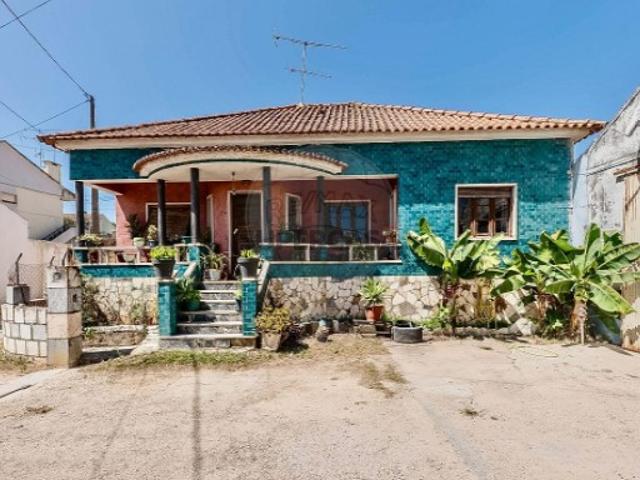 Casa venda em Alenquer (Santo Estêvão e Triana), Alenquer