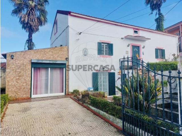 Casa venda em Arruda Dos Vinhos
