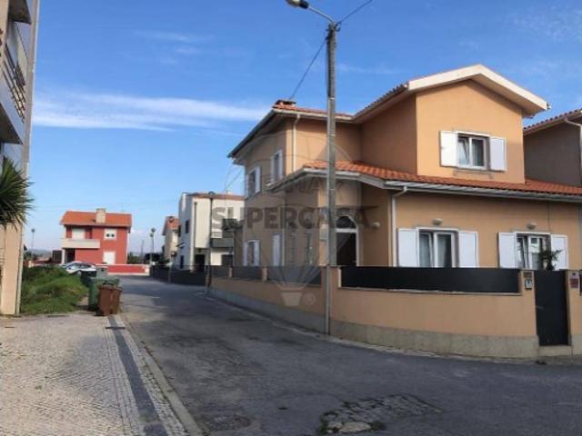 Casa venda em A Ver-o-mar, Porto