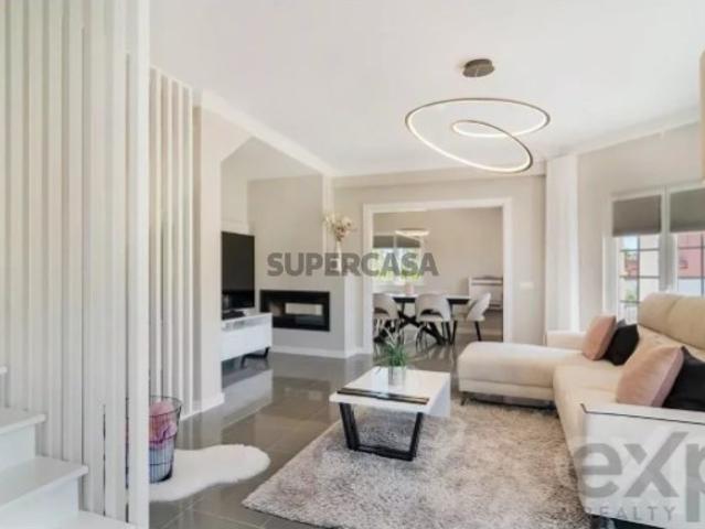 Casa venda em Setúbal, Salmoura