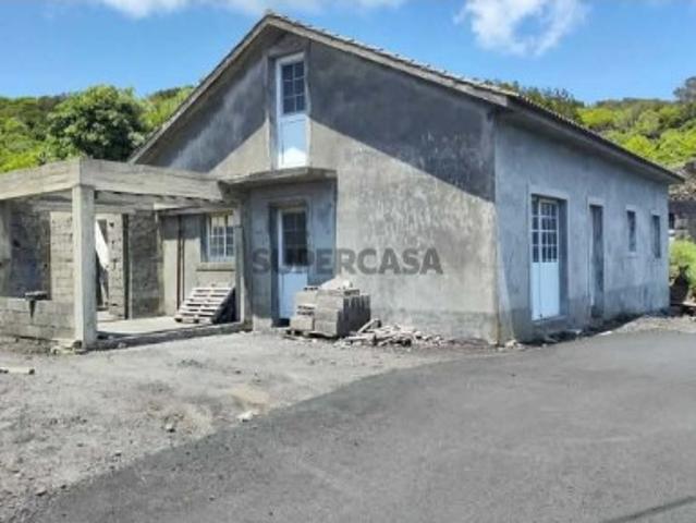 Casa venda em Açores, Calheta De Nesquim