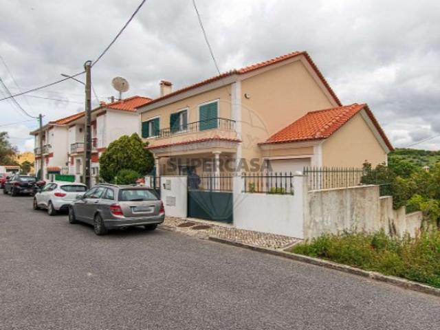 Casa venda em Catujal, Santiago Dos Velhos