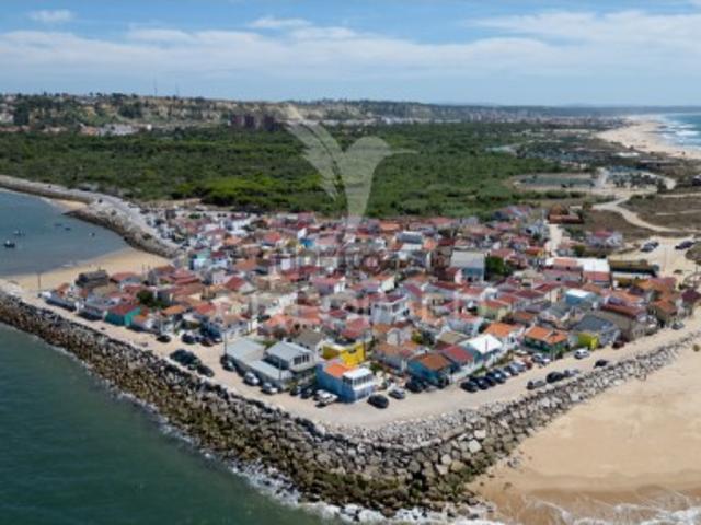 Casa venda em São Pedro da Trafaria, Almada