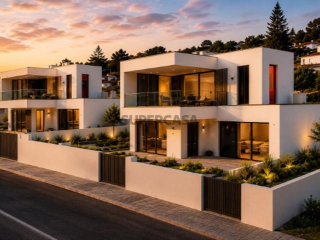 Casa venda em Funchalinho, Almada