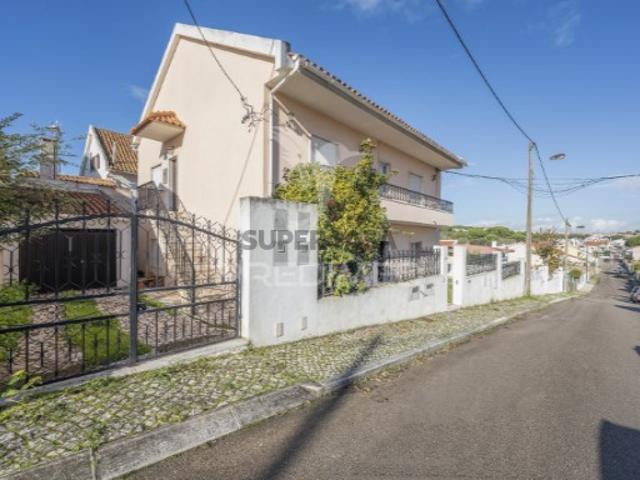 Casa venda em Marco Cabaço, Almada