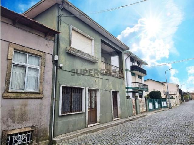 Casa venda em Maia, Gueifães