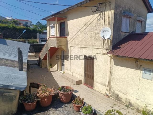 Casa venda em Vila de Cucujães, Oliveira de Azeméis