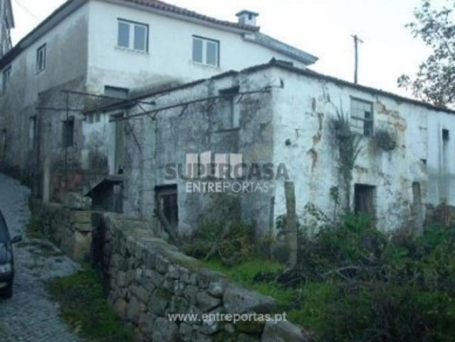 Casa venda em Meijoadas, Espadanedo