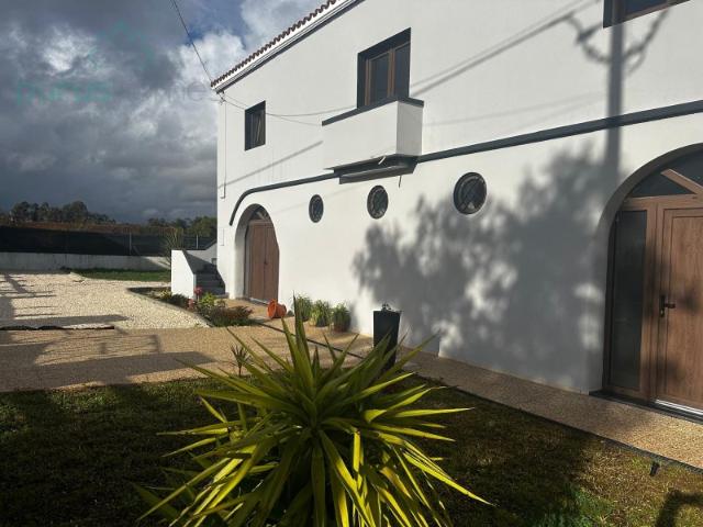 Casa venda em Oliveira Do Bairro, Aveiro