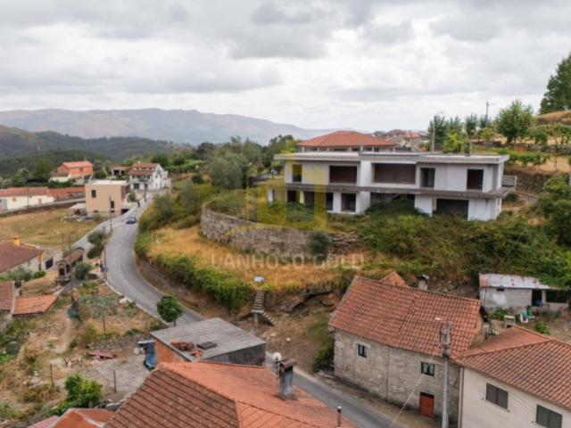 Casa venda em Carude, Parada Do Bouro