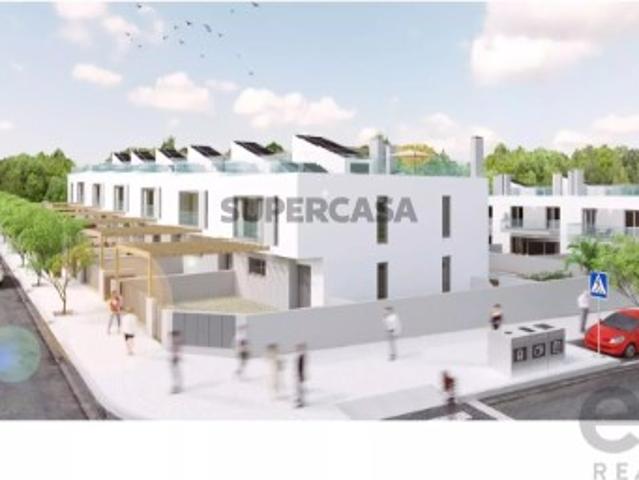 Casa venda em Faro (Sé e São Pedro), Faro