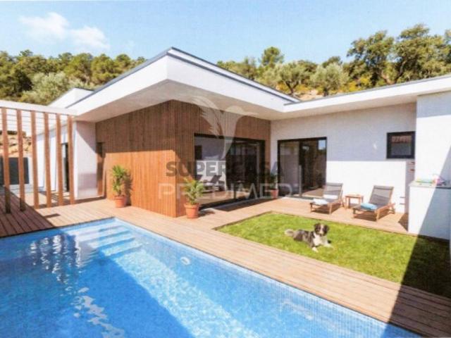 Casa venda em Fernão Ferro, Seixal