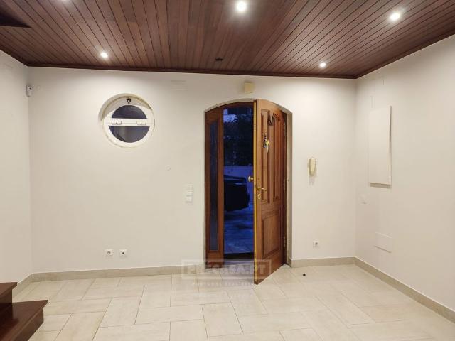 Casa alugar em Ribeira Acima, Oeiras