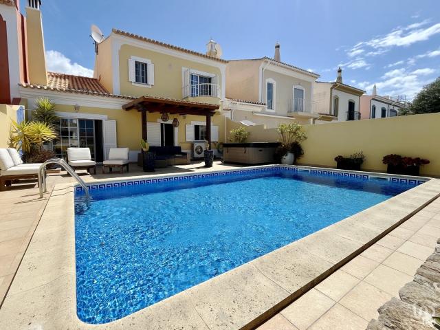 Casa alugar em Caliços, Lagos