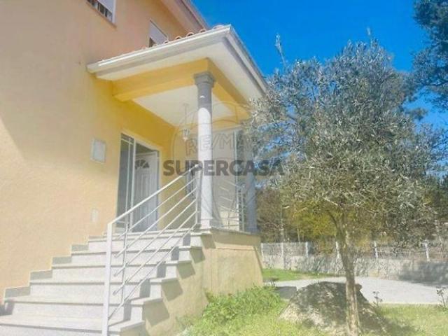 Casa venda em Mourilhe, Viseu