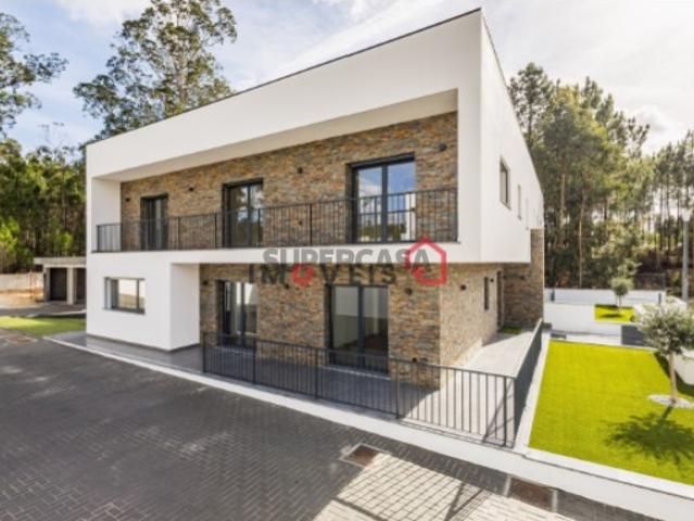 Casa venda em Triste Feia, Leiria