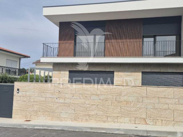 Casa venda em Palmeira, Braga