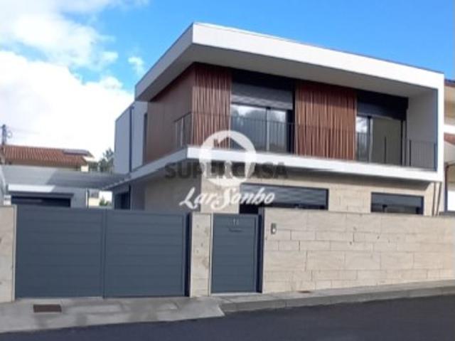 Casa venda em Palmeira, Braga
