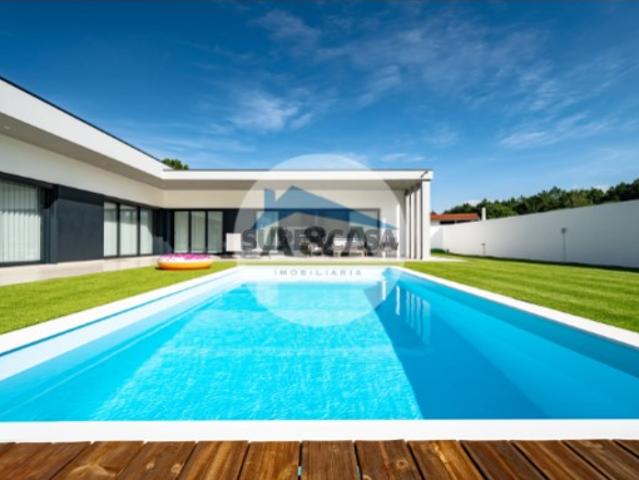 Casa venda em Alcobaça, Leiria
