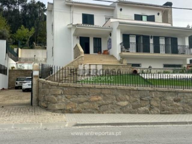 Casa venda em Penafiel, Milhundos