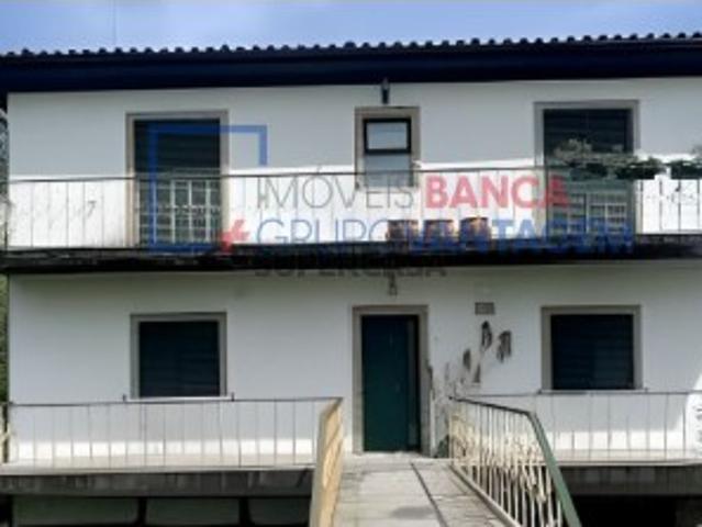 Casa venda em Póvoa De Lanhoso