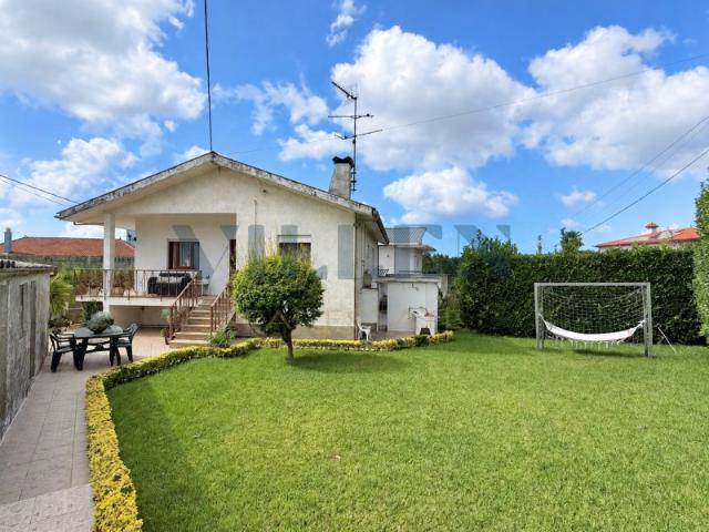 Casa venda em Monte Alegre, Vila Nova de Famalicão