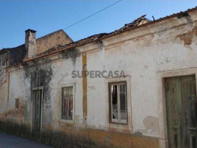Casa venda em Rio Maior, Santarém