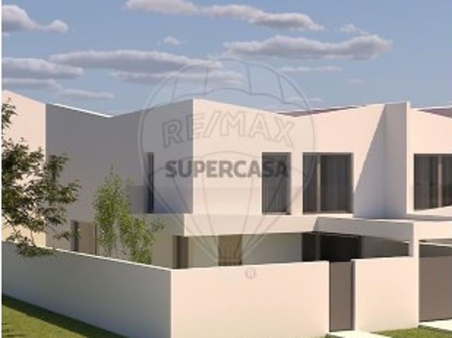 Casa venda em Rio Maior, Santarém