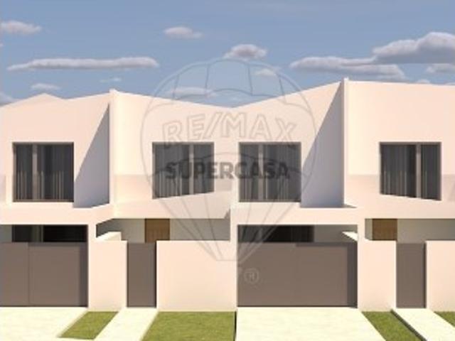 Casa venda em Rio Maior, Santarém