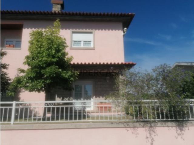 Casa venda em Viseu, São João de Lourosa