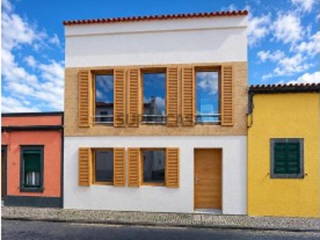 Casa venda em Rosto do Cão (São Roque), Ponta Delgada