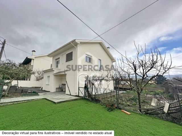 Casa venda em Santa Cruz/Trindade e Sanjurge, Chaves