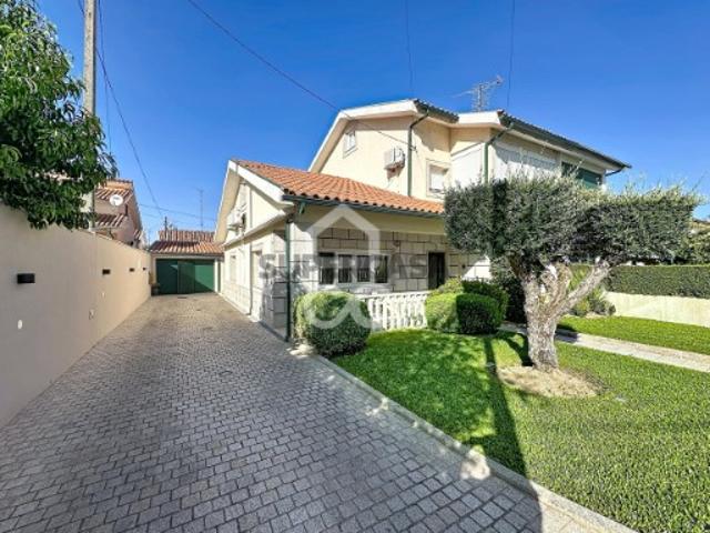Casa venda em Chaves, Vila Real