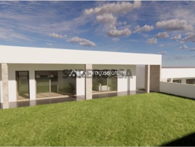 Casa venda em Machados, Leiria