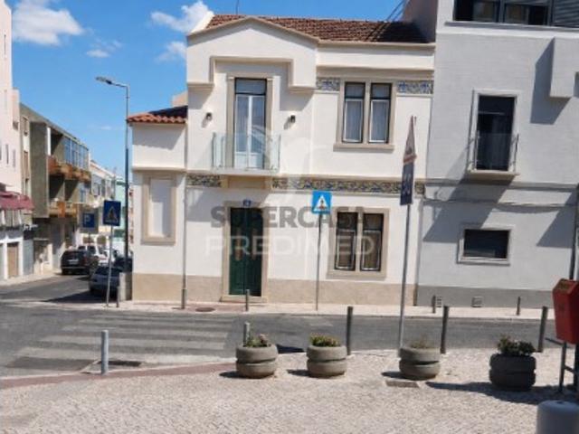 Casa venda em Bairro Janeiro, Amadora