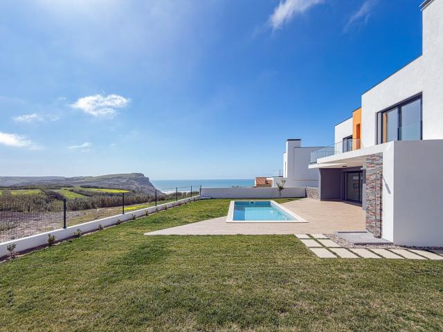 Casa venda em Alto de Ribeira d'Ilhas, Mafra