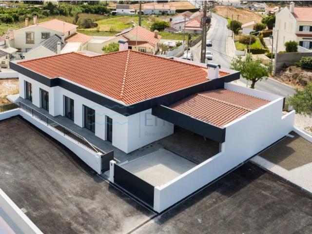 Casa venda em Santo Isidoro, Mafra
