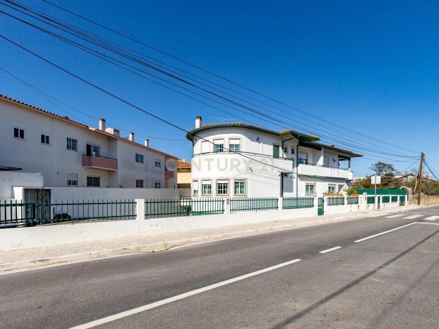 Casa venda em Marinha Grande, Leiria