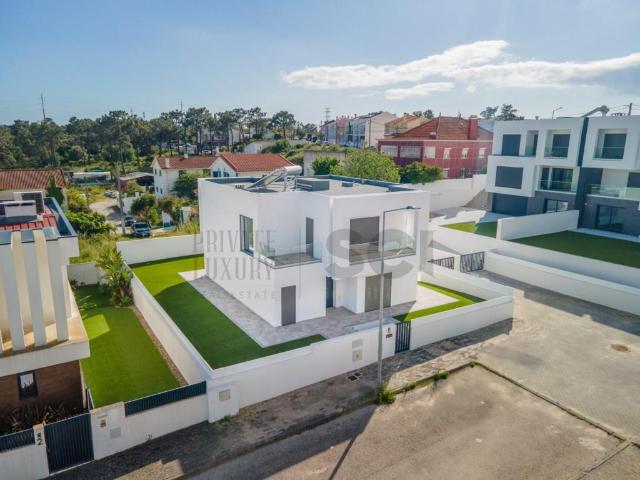 Vivenda venda em Quinta de São Nicolau, Corroios