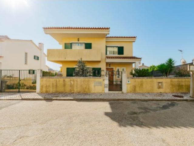 Casa venda em Azeitão (São Lourenço e São Simão), Setúbal