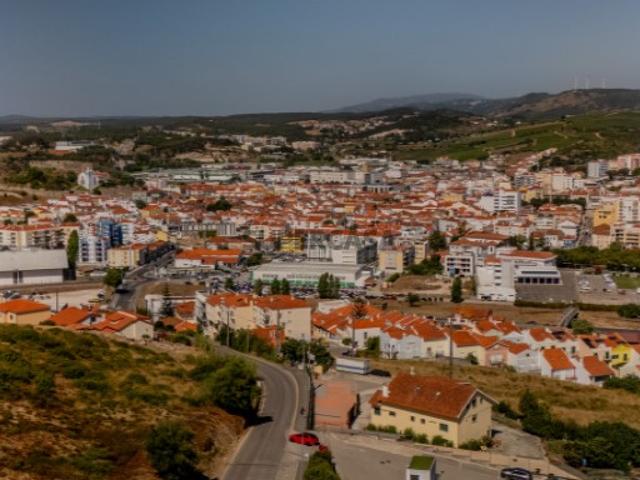 Casa venda em Varatojo, Torres Vedras
