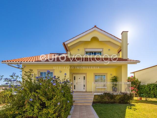 Casa venda em Quinta do Sobreiro, Leiria