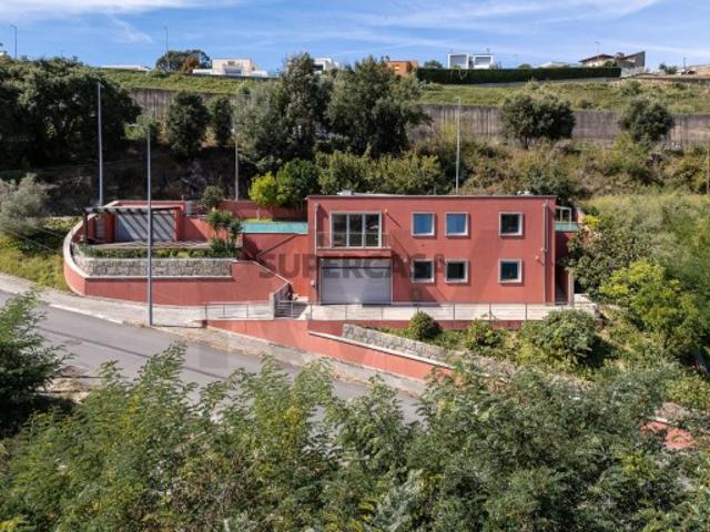 Casa venda em Oliveira do Douro, Vila Nova de Gaia