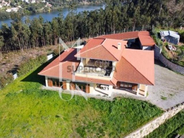 Casa venda em Castelo De Paiva