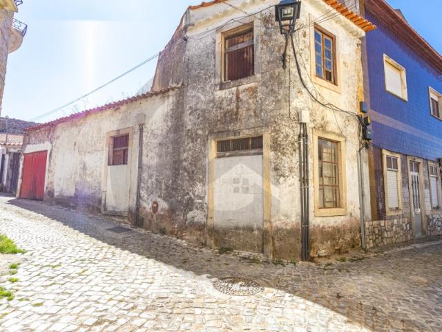 Casa venda em Alcanena, Santarém