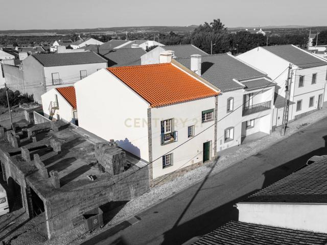 Casa venda em Viana do Alentejo