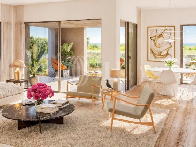 Vivenda venda em Capuchos, Almada