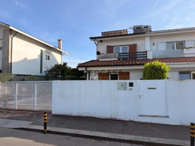 Casa venda em Gavião, Braga