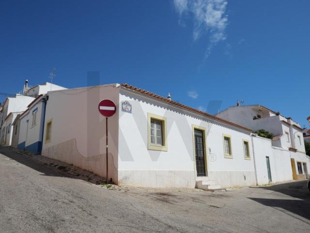 Vivenda venda em Estômbar, Faro